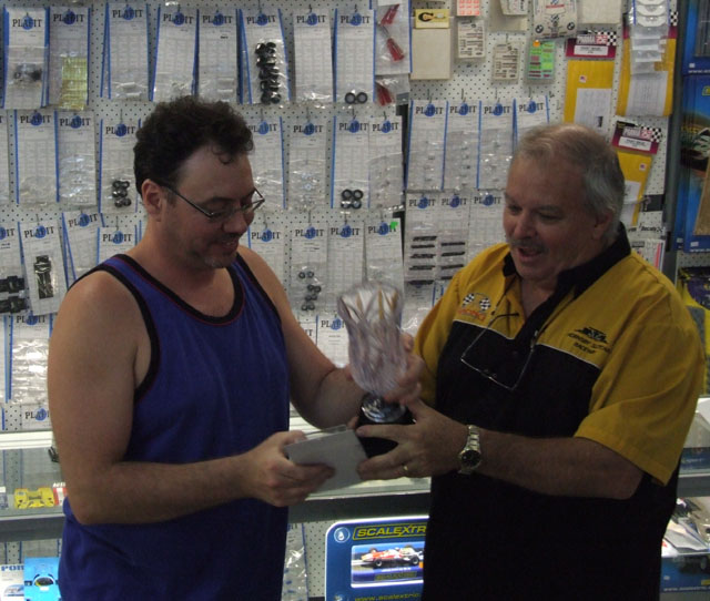 Troy Boldy (NSW), accepting the Trophy for 1st Place in 1/24th CanAm.